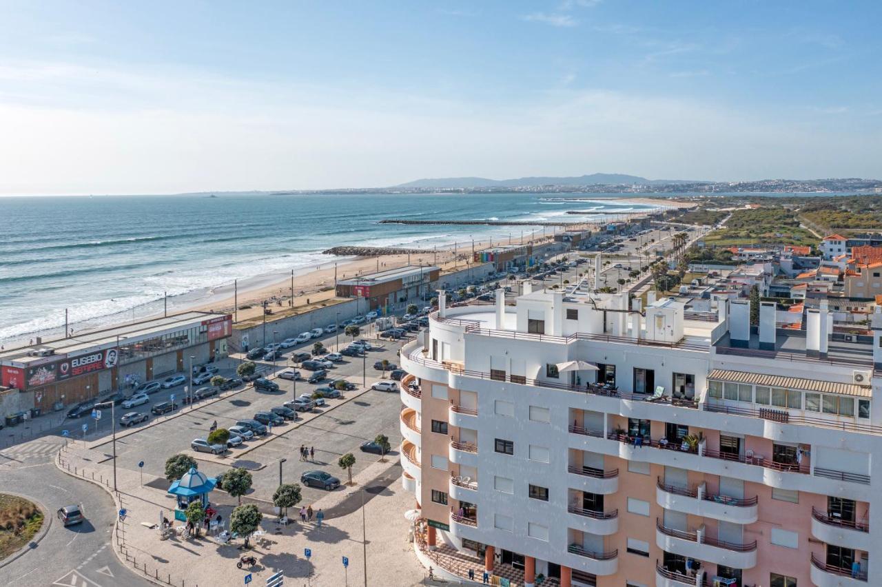 Costa Beach Apartment By The Portuguese Butler Costa de Caparica Kültér fotó